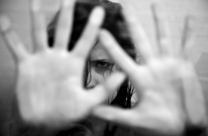 NELLA SEDE CARITAS DI SALERNO, RIAPRE LO SPORTELLO ANTIVIOLENZA “CENTRO ASCOLTO DONNA” IN COLLABORAZIONE CON IL CIF
